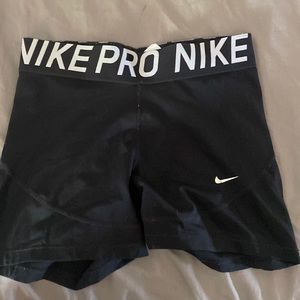 Nike pro black large